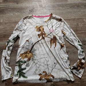 Realtree long sleeve shirt